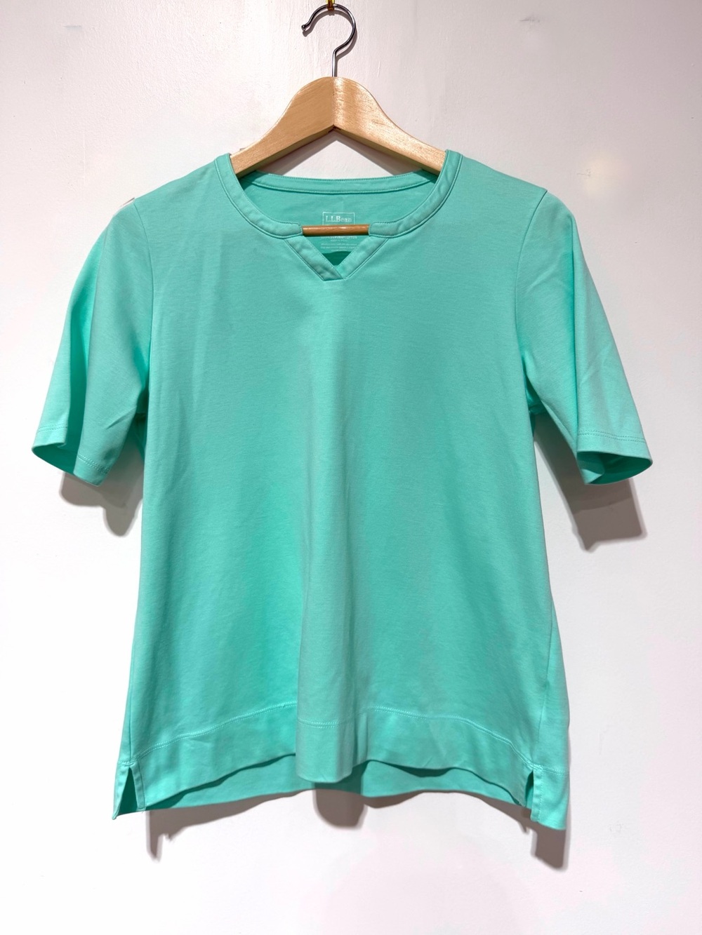 L.L. Bean V-Neck Top | Mint Aqua | Size Small Petite